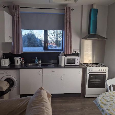 Apartamento Granda Pat'S Loft Crossmaglen Exterior foto