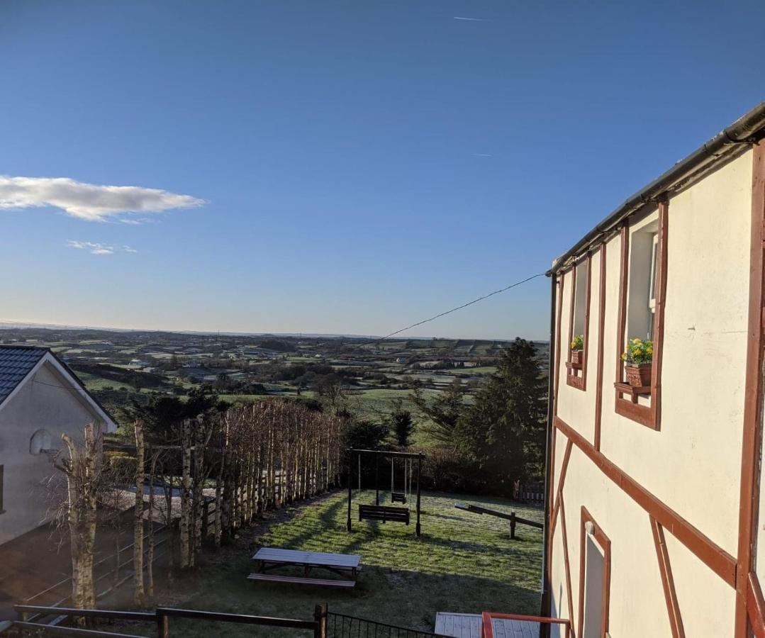 Apartamento Granda Pat'S Loft Crossmaglen Exterior foto